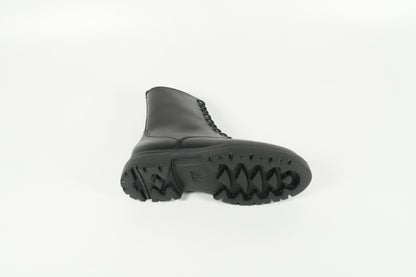 Schnürschuh Schwarz