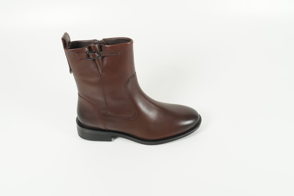 Stiefelette Braun