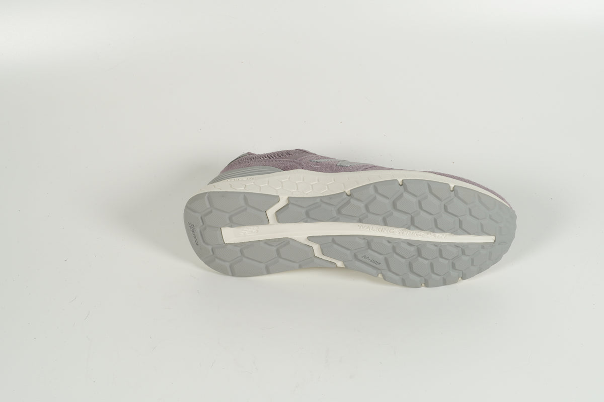 Baskets 880 violettes