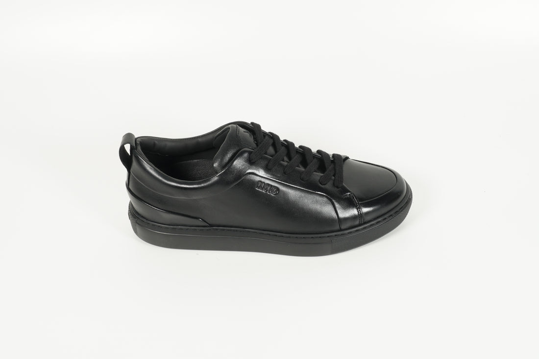 Sneaker Schwarz