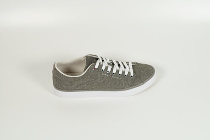 Sneaker Grau
