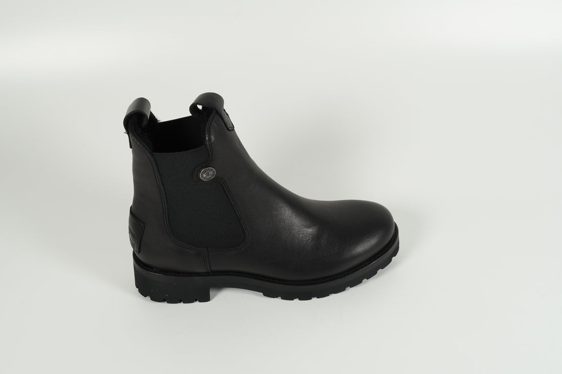 Boot Schwarz