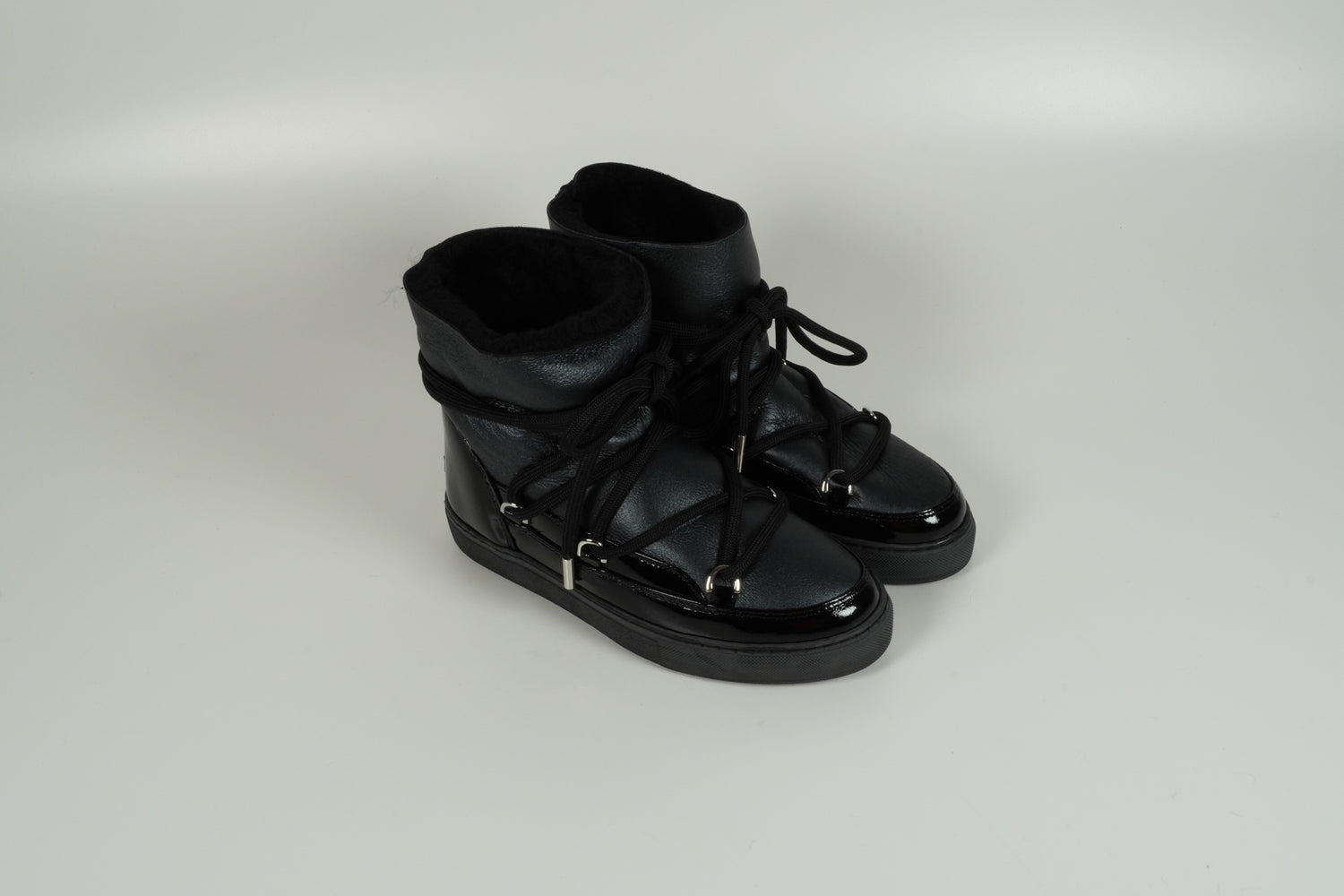 Boot Schwarz