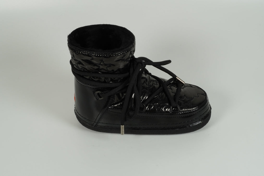Boot Schwarz