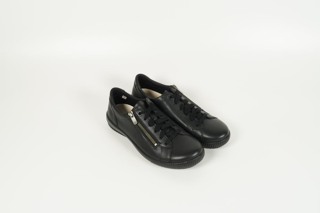 2-000219-0200 Cuir nappa noir