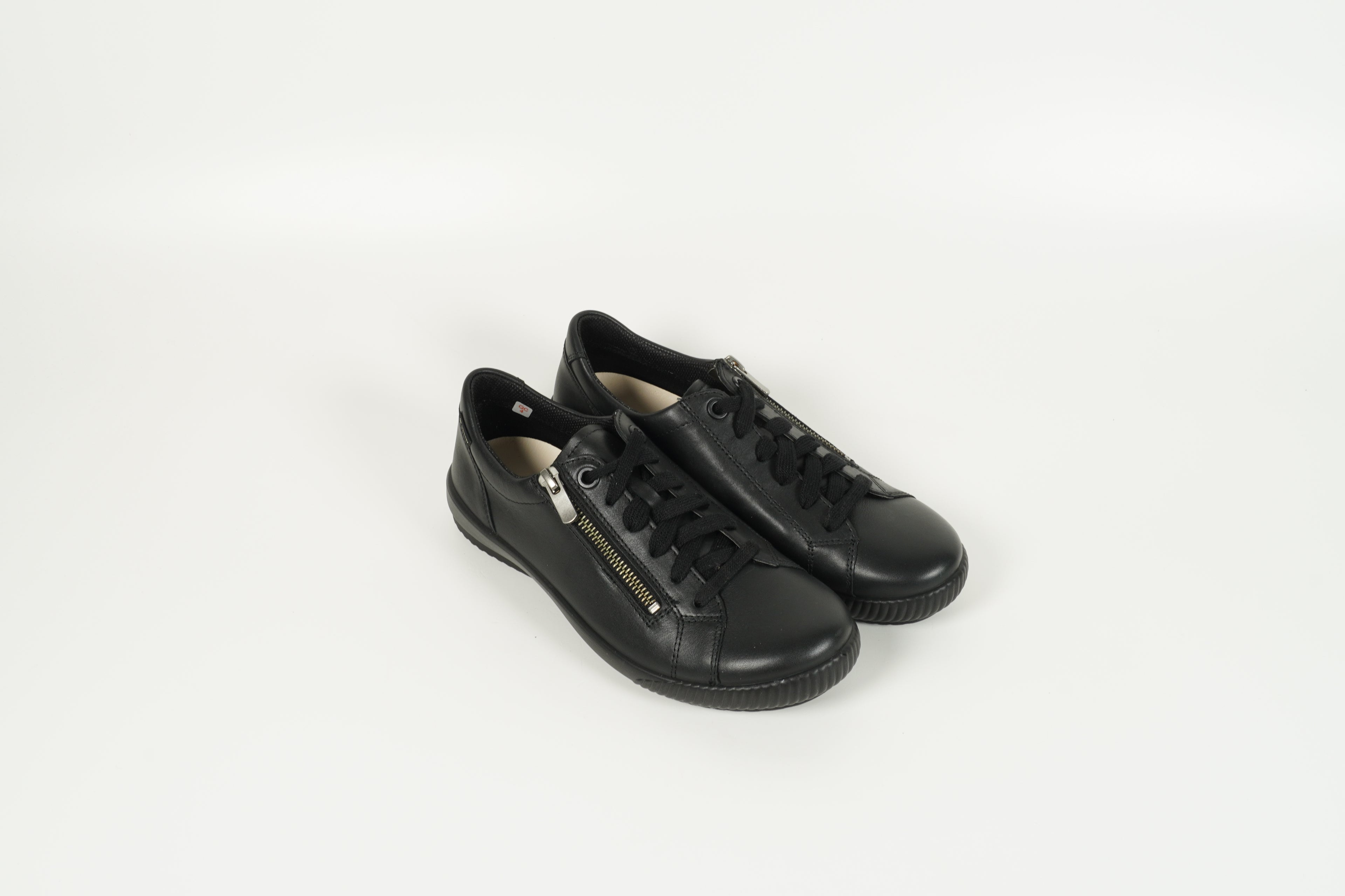 2-000219-0200 Cuir nappa noir