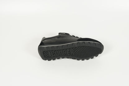Sneaker Schwarz