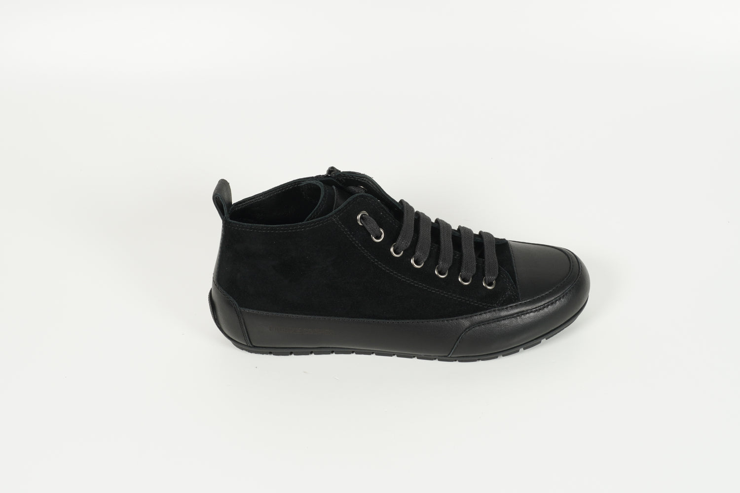 Sneaker Schwarz