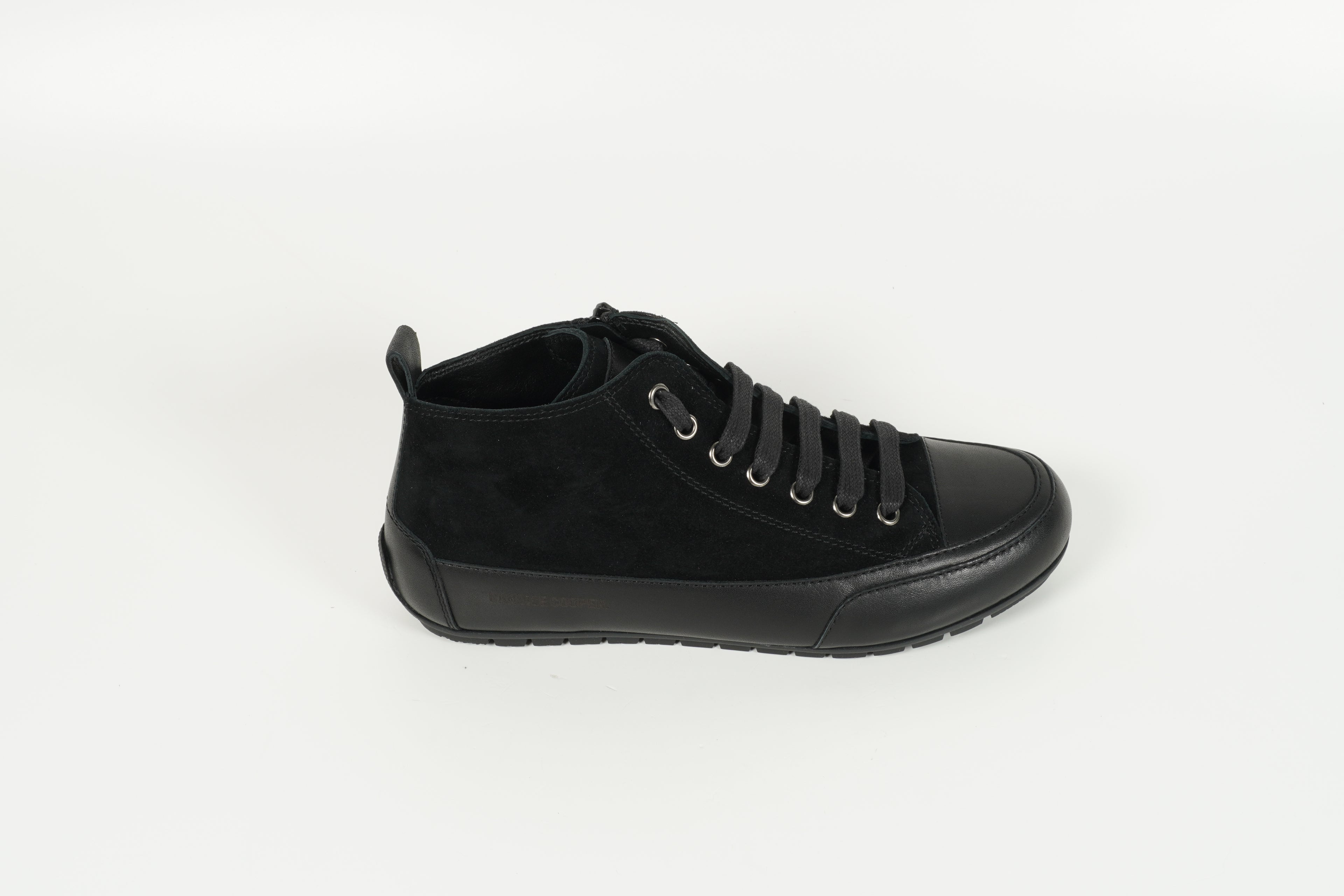 Sneaker Schwarz