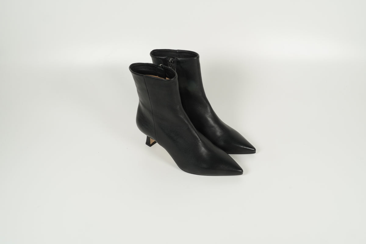 CW202 Nappa Leather Gloves Black