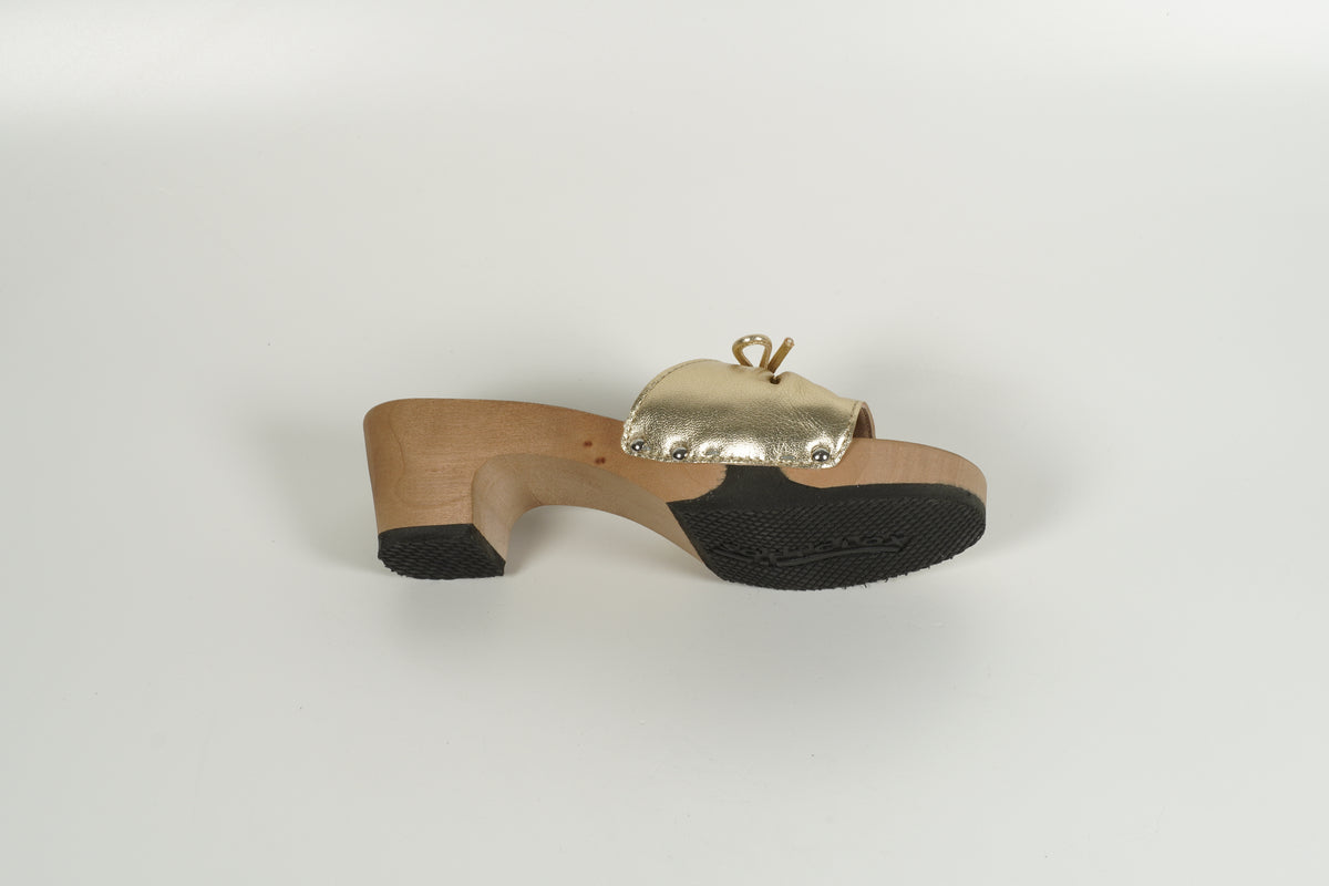 Sandal Gold