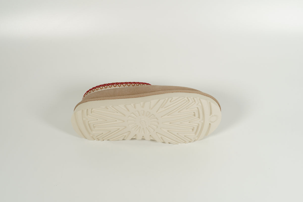 Beige Tasman