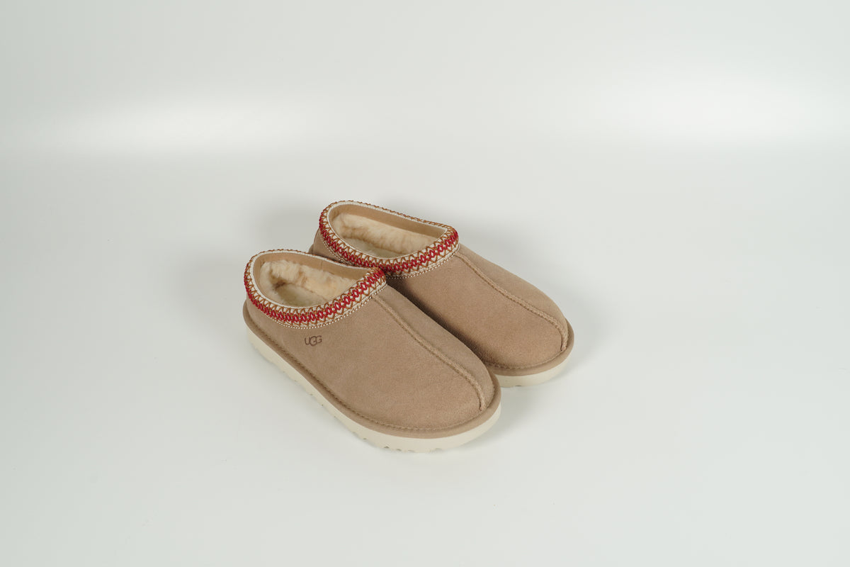 Beige Tasman