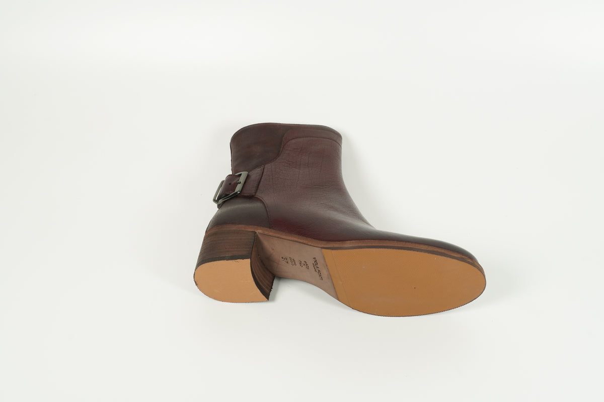 ankle boots red