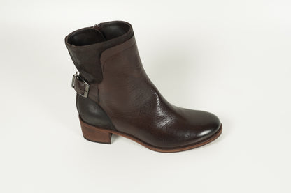 Stiefelette Braun