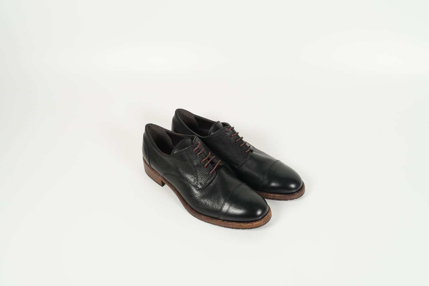 Schnürschuh Schwarz