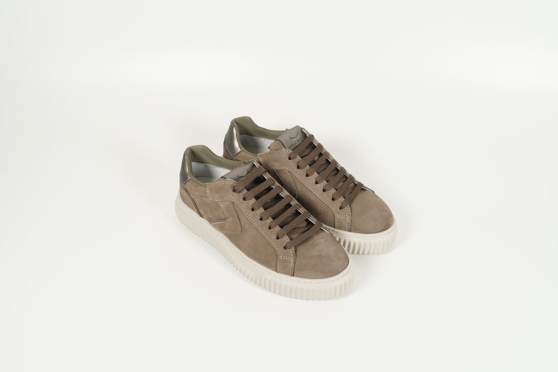Sneaker Grau