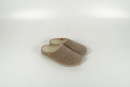 Hausschuhe Beige