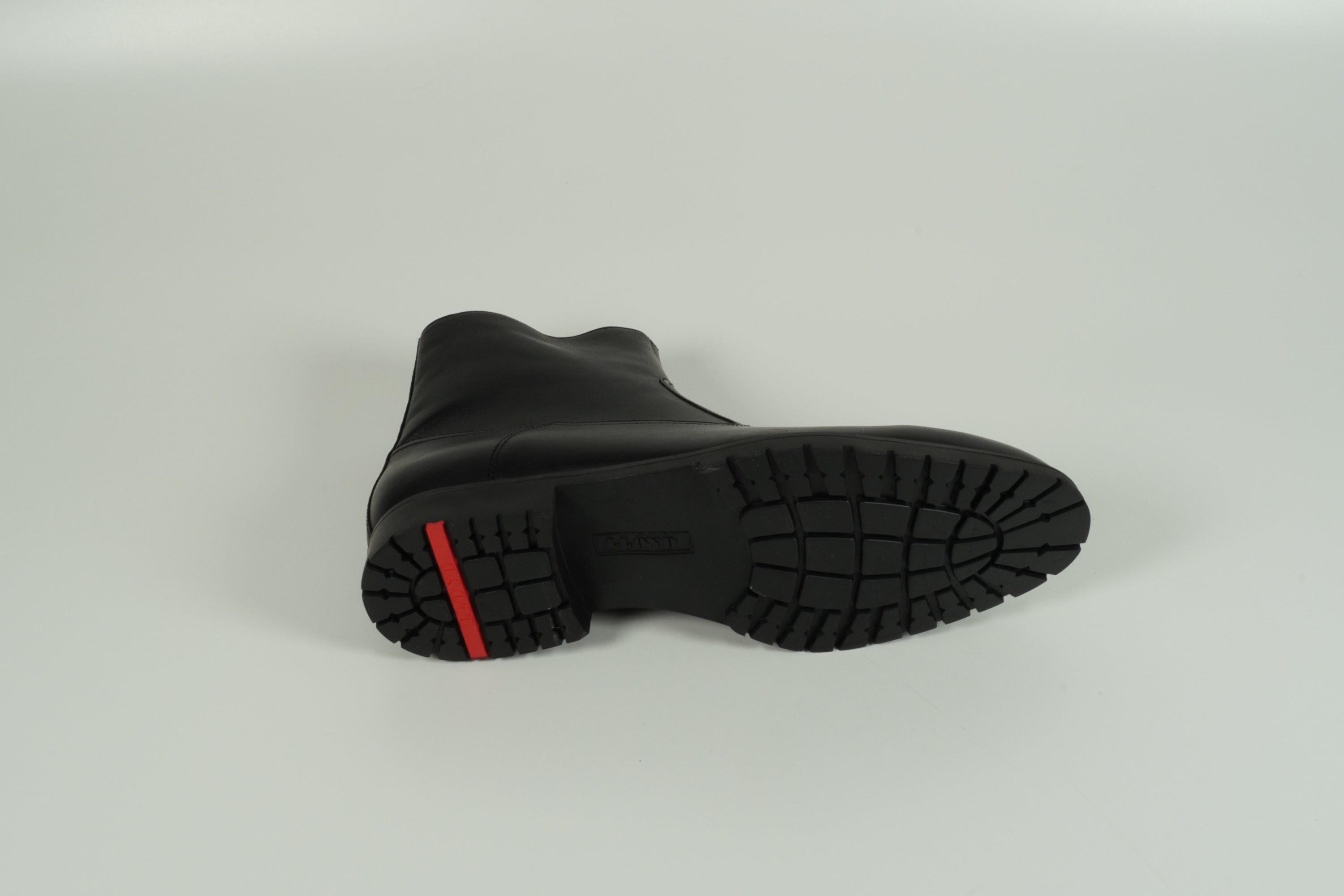 Stiefelette Schwarz gefüttert