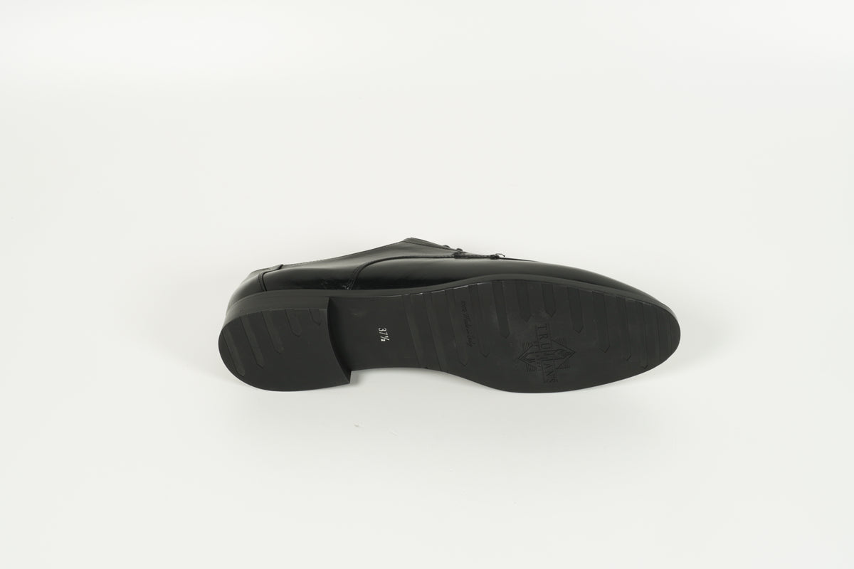 Lace-up Shoe Black