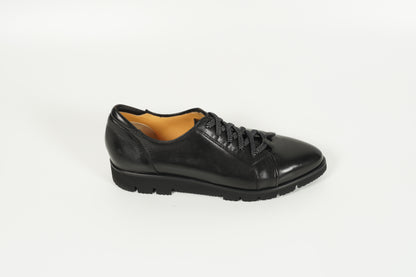 Schnürschuh Schwarz