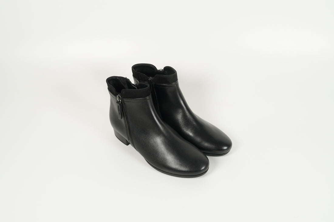 Stiefelette Schwarz
