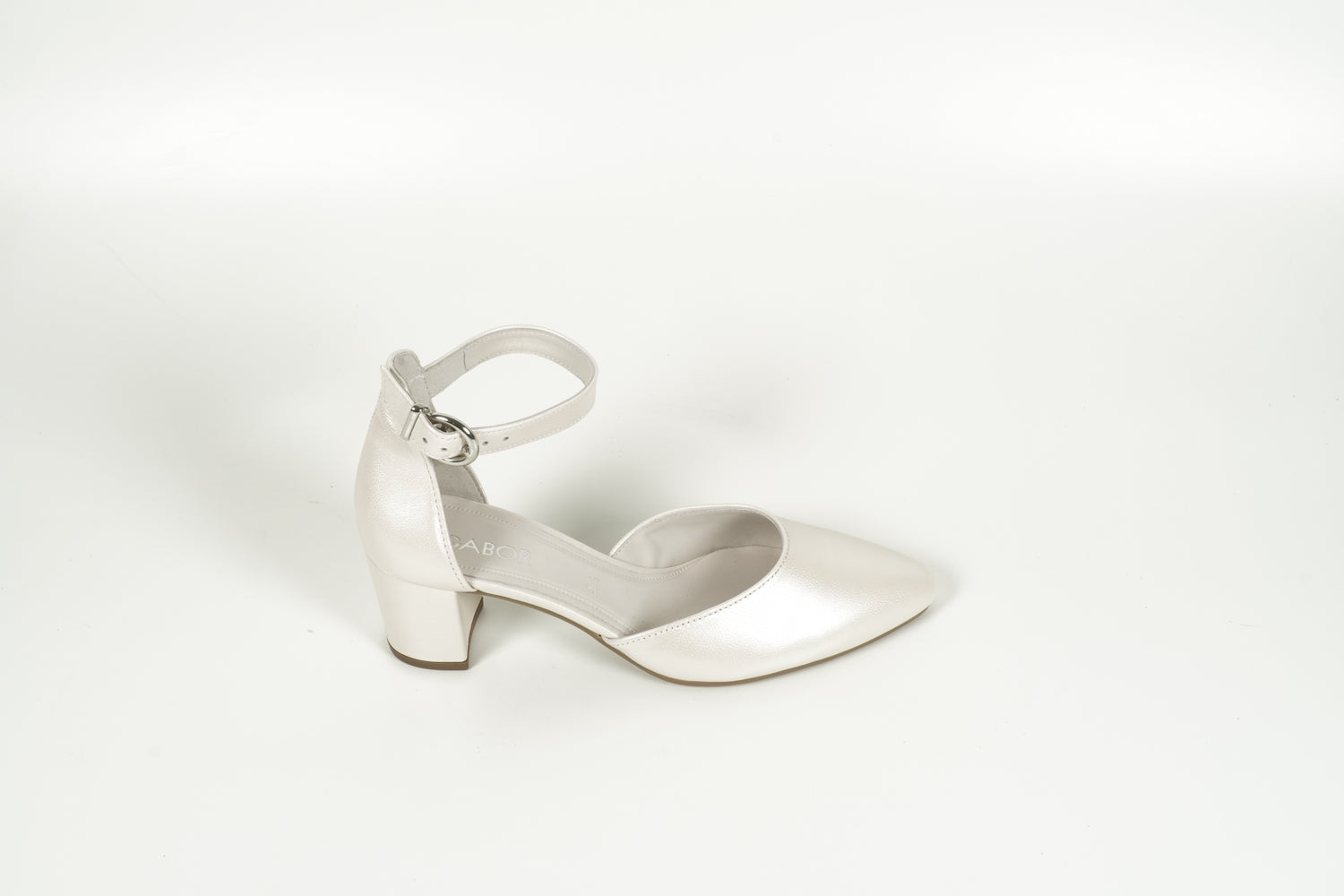 21.340.60 Perlatokid blanc cassé