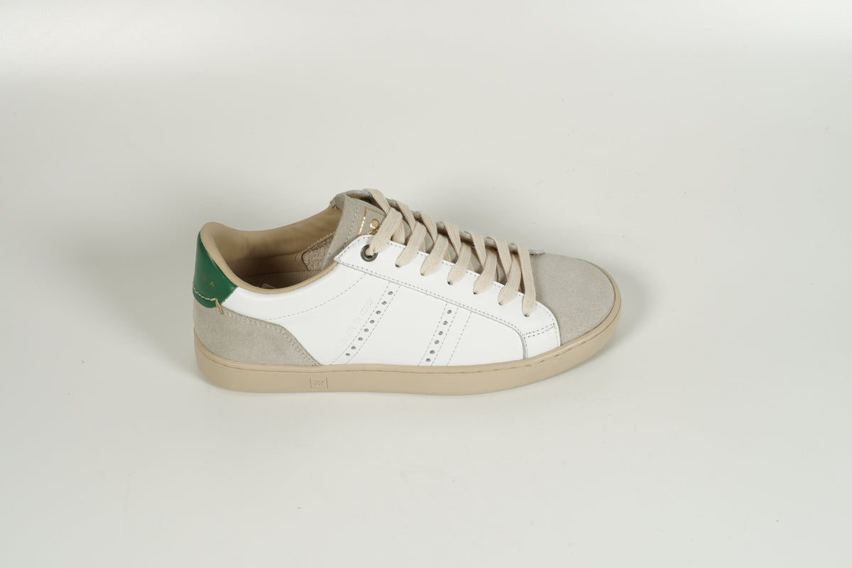 Sneaker White