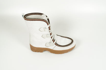 Boot gefüttert Weiss