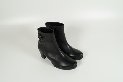 ankle boots black