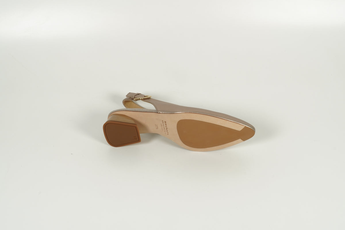 Gold Pumps