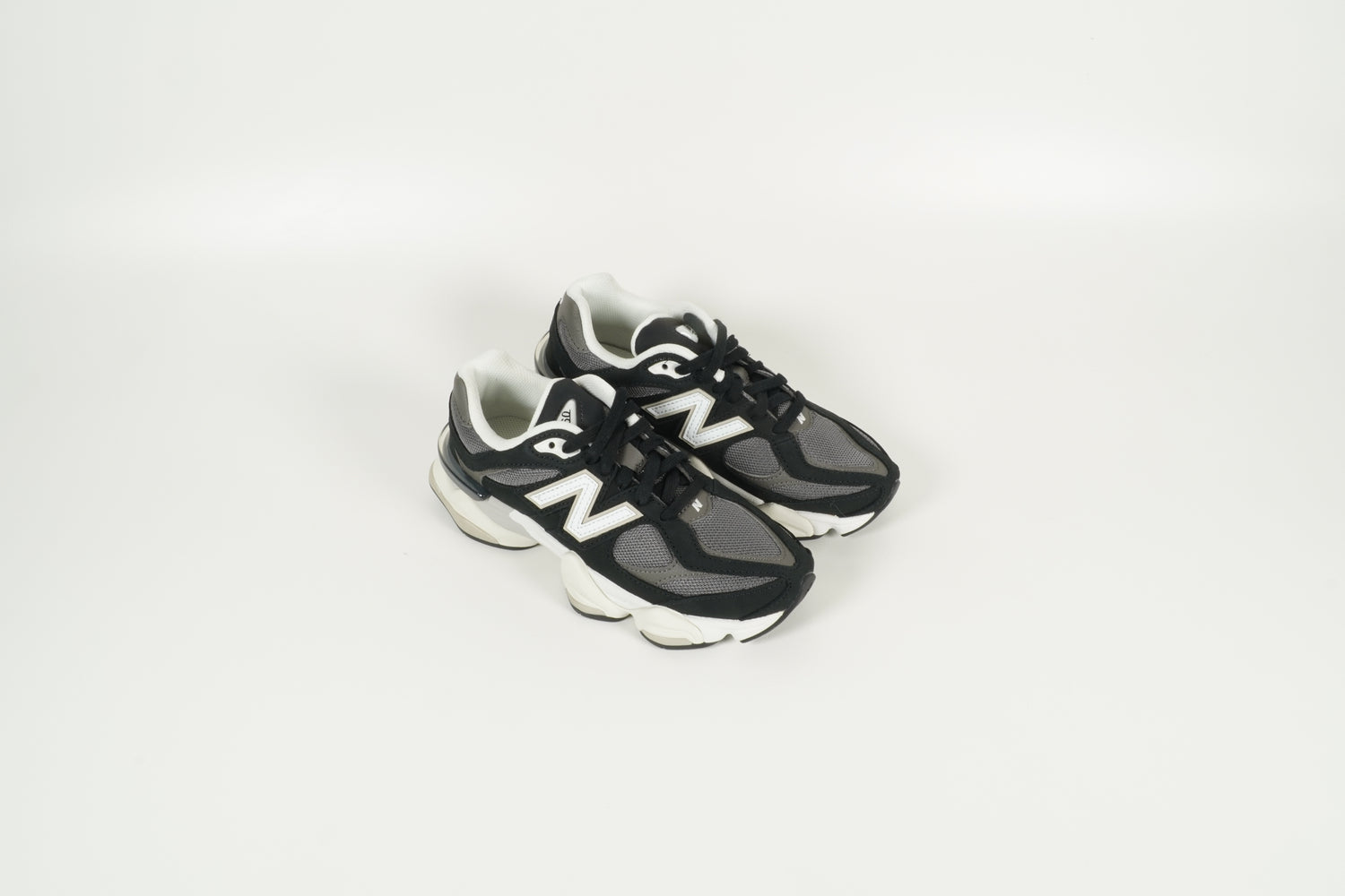 Sneaker U9060 Schwarz