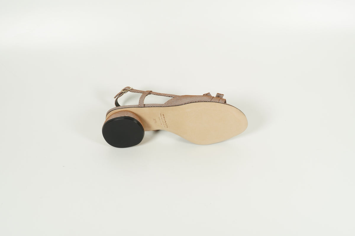 Sandal Brown
