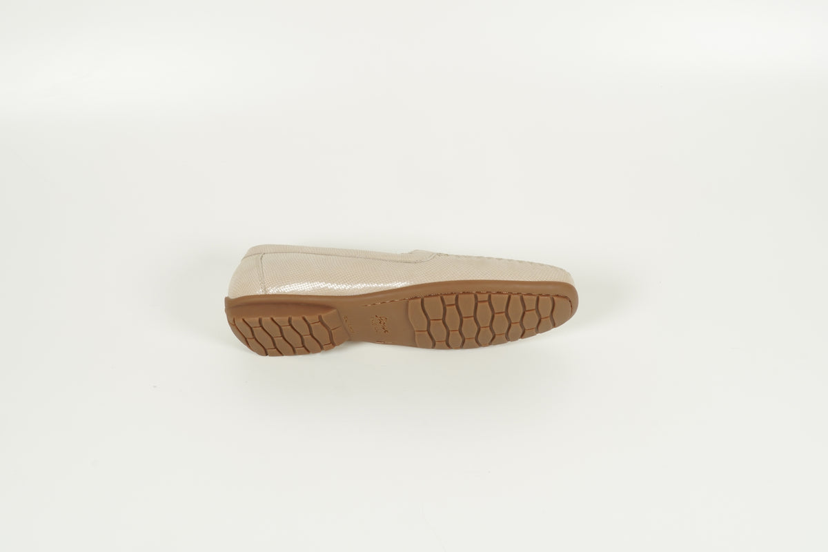 Moccasin Beige