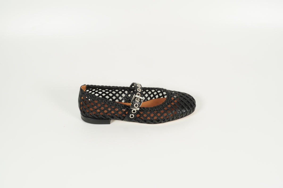 Ballerina Black