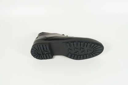 Schnürschuh Schwarz