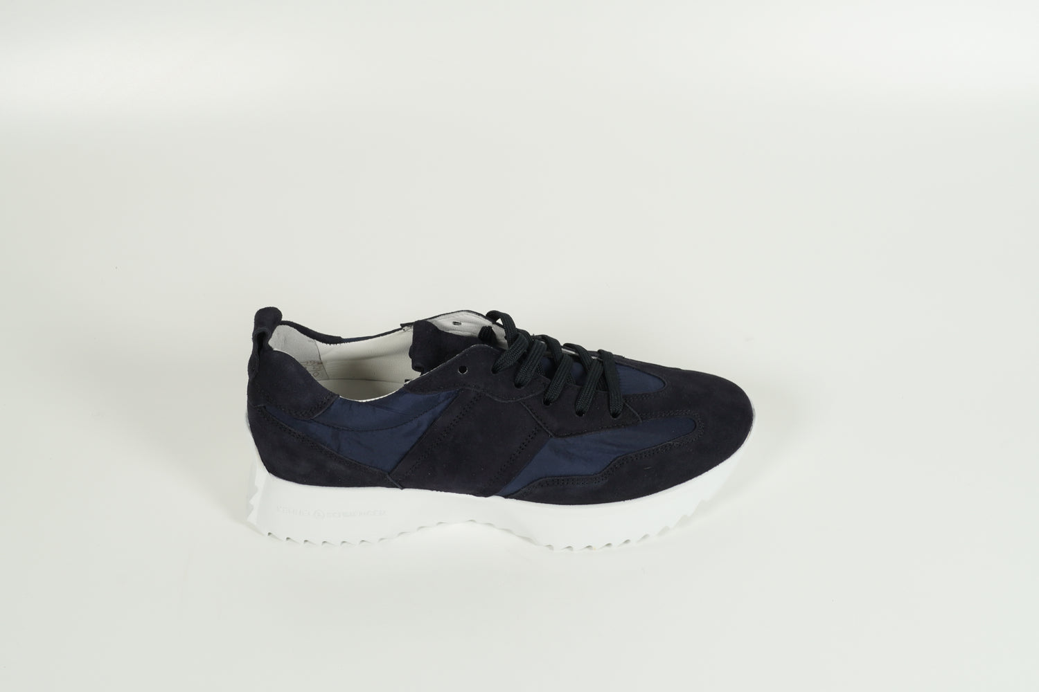 Sneaker Blau