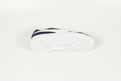Sneaker Blau