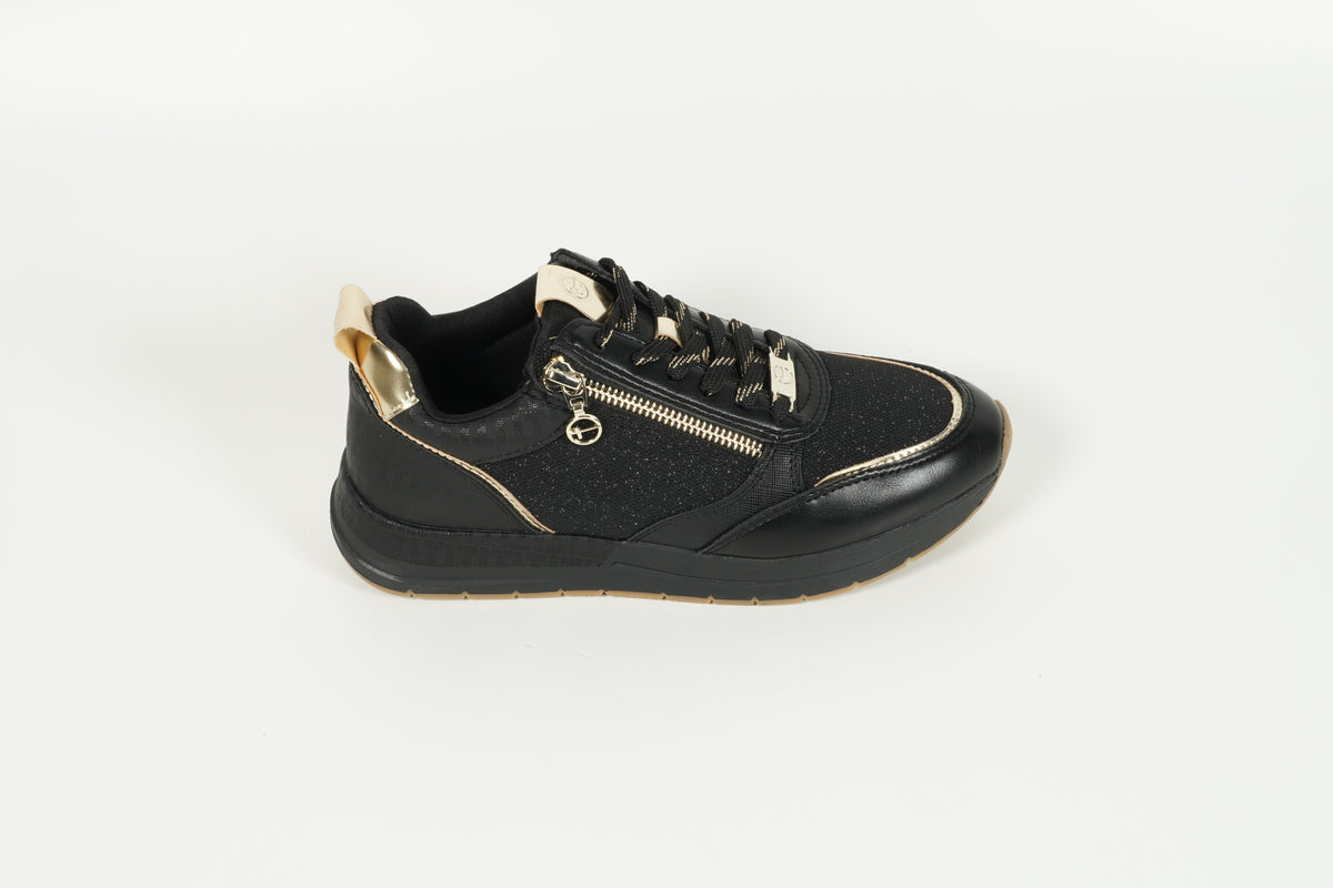 Baskets noires
