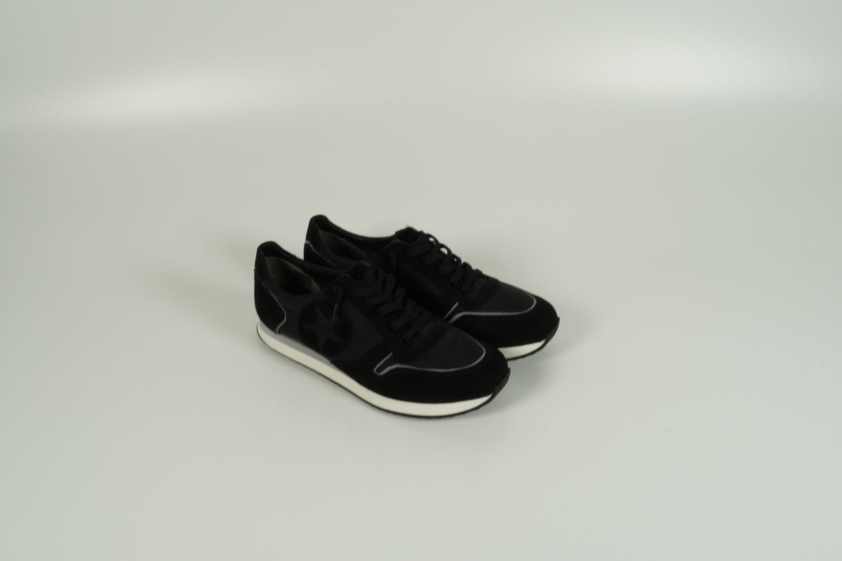 Sneaker Schwarz