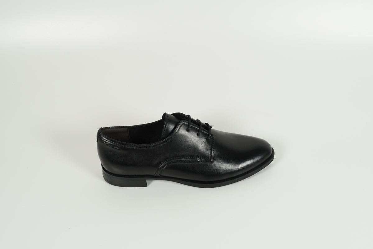 Chaussure à lacets noire