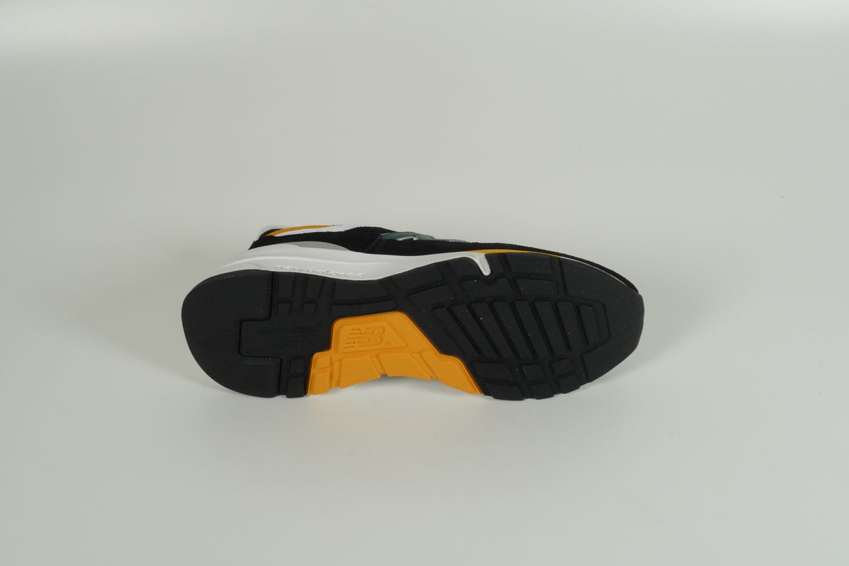 Baskets noires