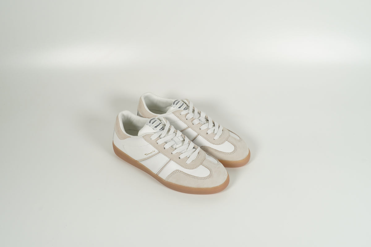 Baskets blanches