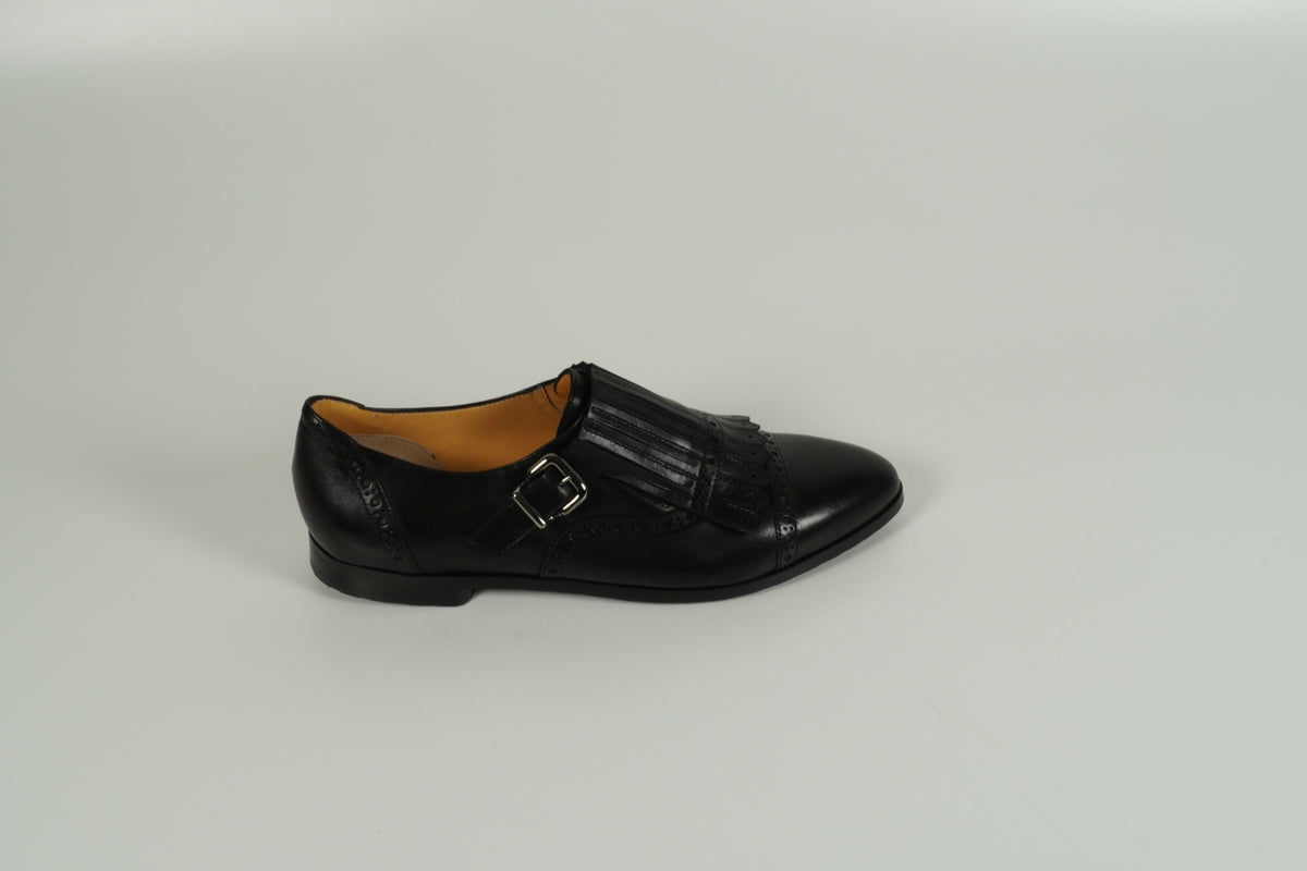 Low Shoe Black