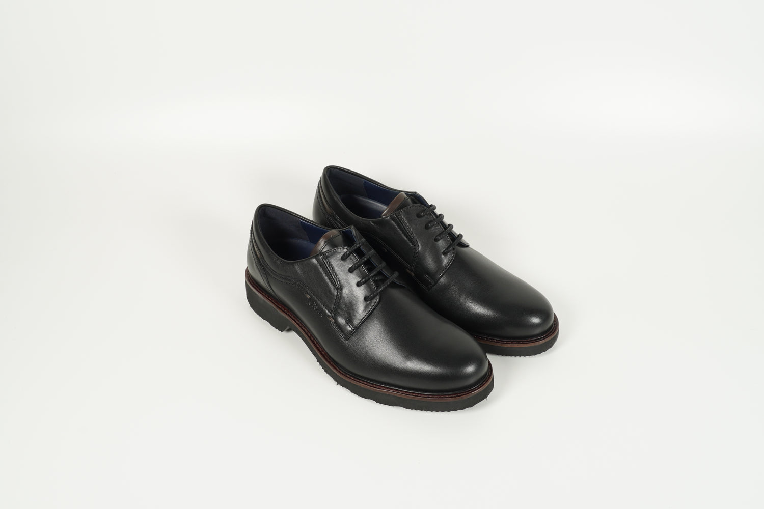 Schnürschuh Schwarz