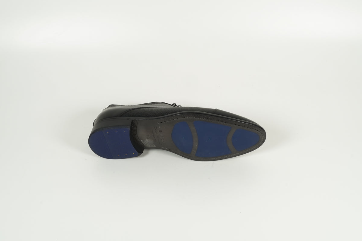 Schnürschuh Schwarz