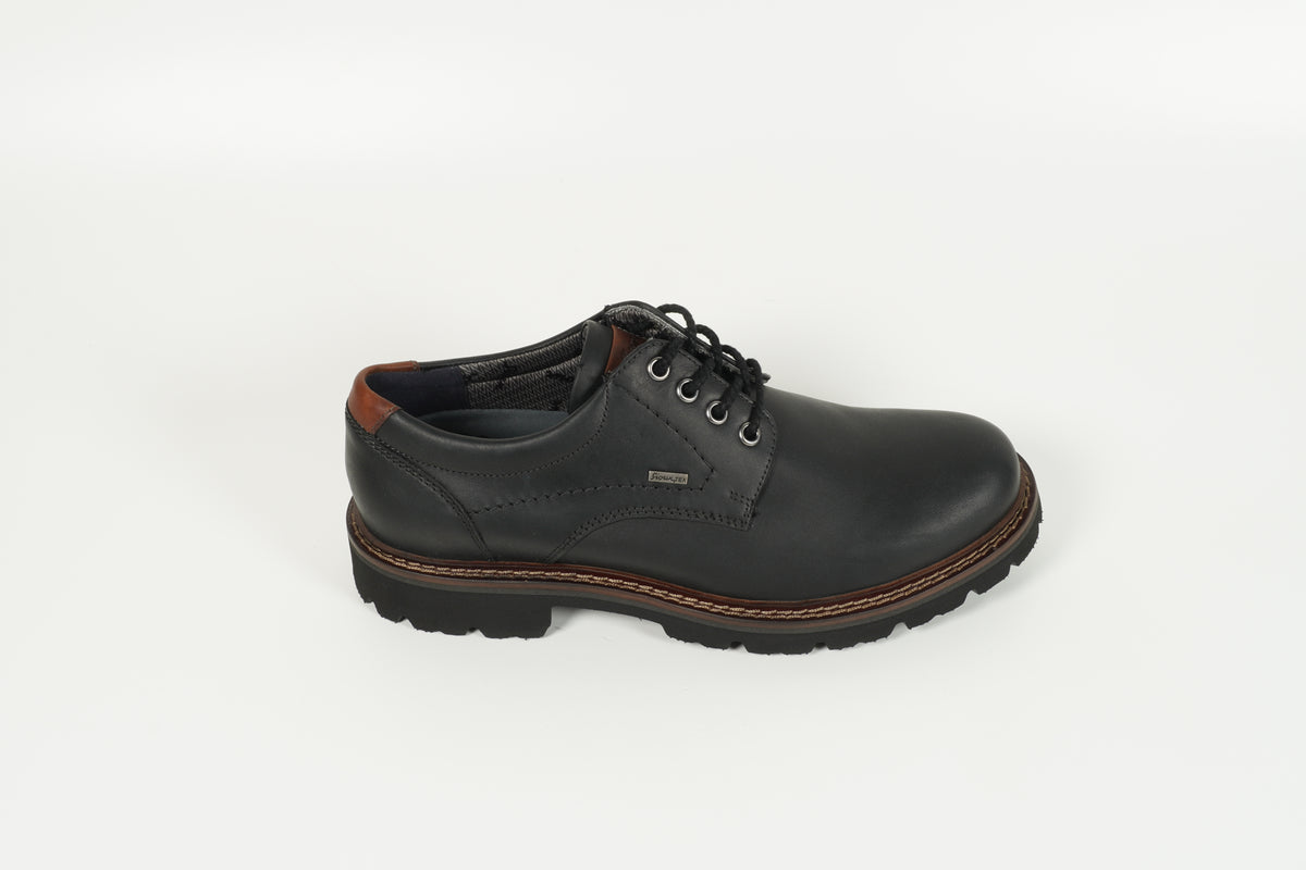 Schnürschuh Schwarz