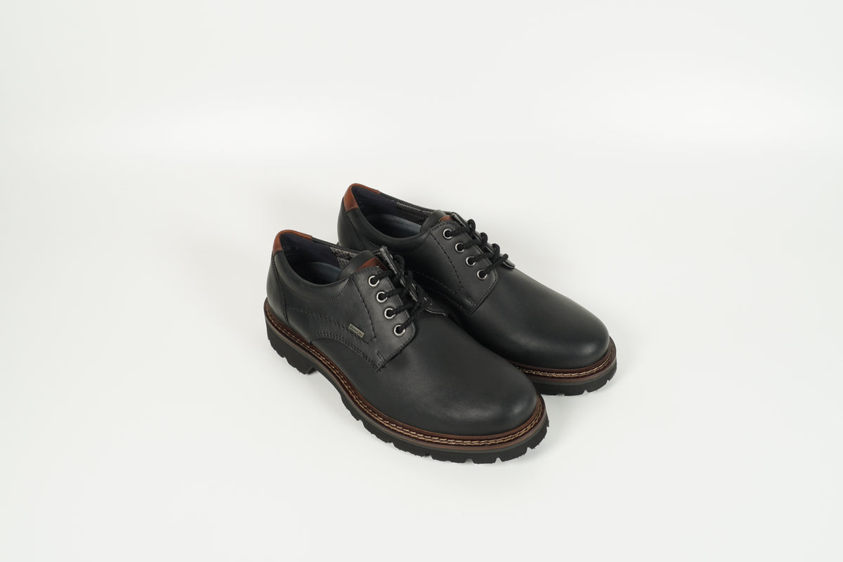 Schnürschuh Schwarz