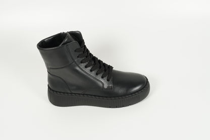 Schnürschuh Schwarz