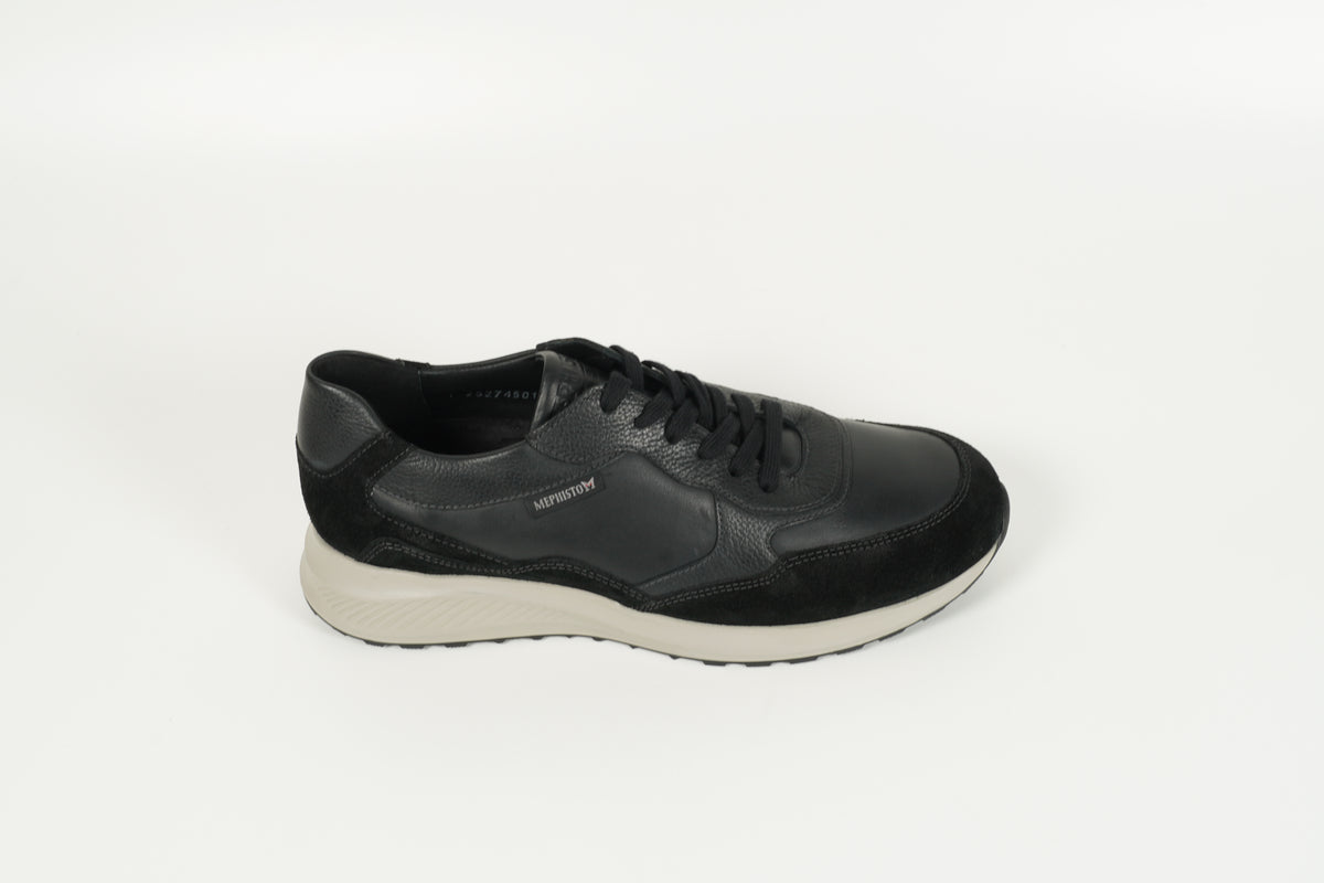 Sneaker Schwarz
